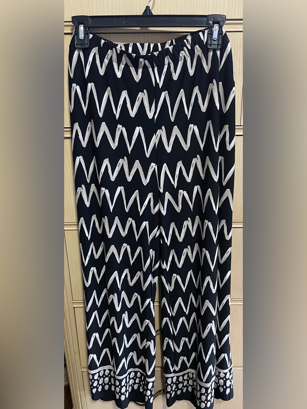 Chico’s Women’s Black & Cream Zigzag Wide-Leg Pants Size 12